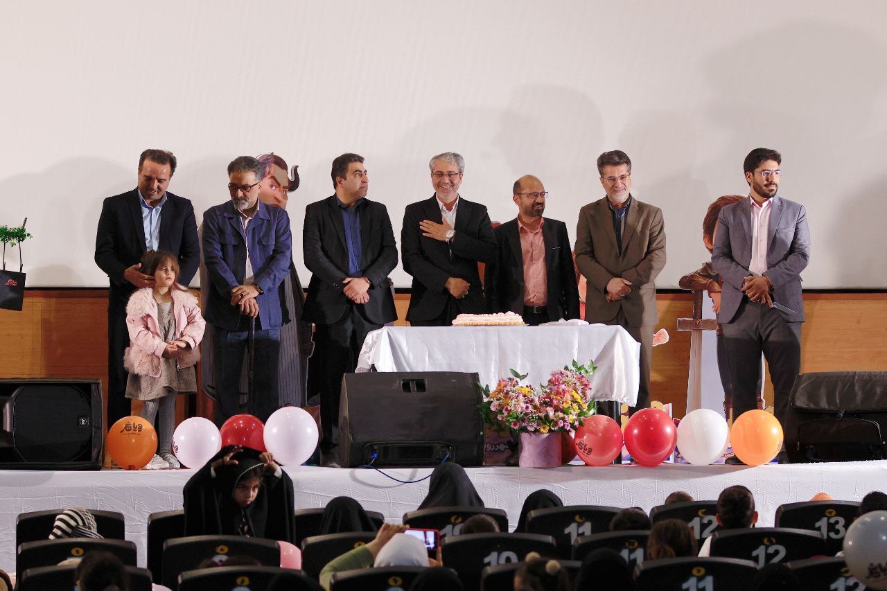 زنگ اکران «رویاشهر» نواخته شد/ تحقق رویای هنرمندان کاشانی/ کاشان؛ قطب جدید انیمیشن ایران