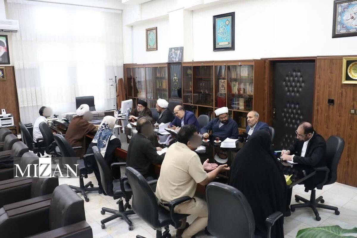 مسئولان قضایی استان قم به مشکلات ۹۶ نفر از مراجعان رسیدگی کردند