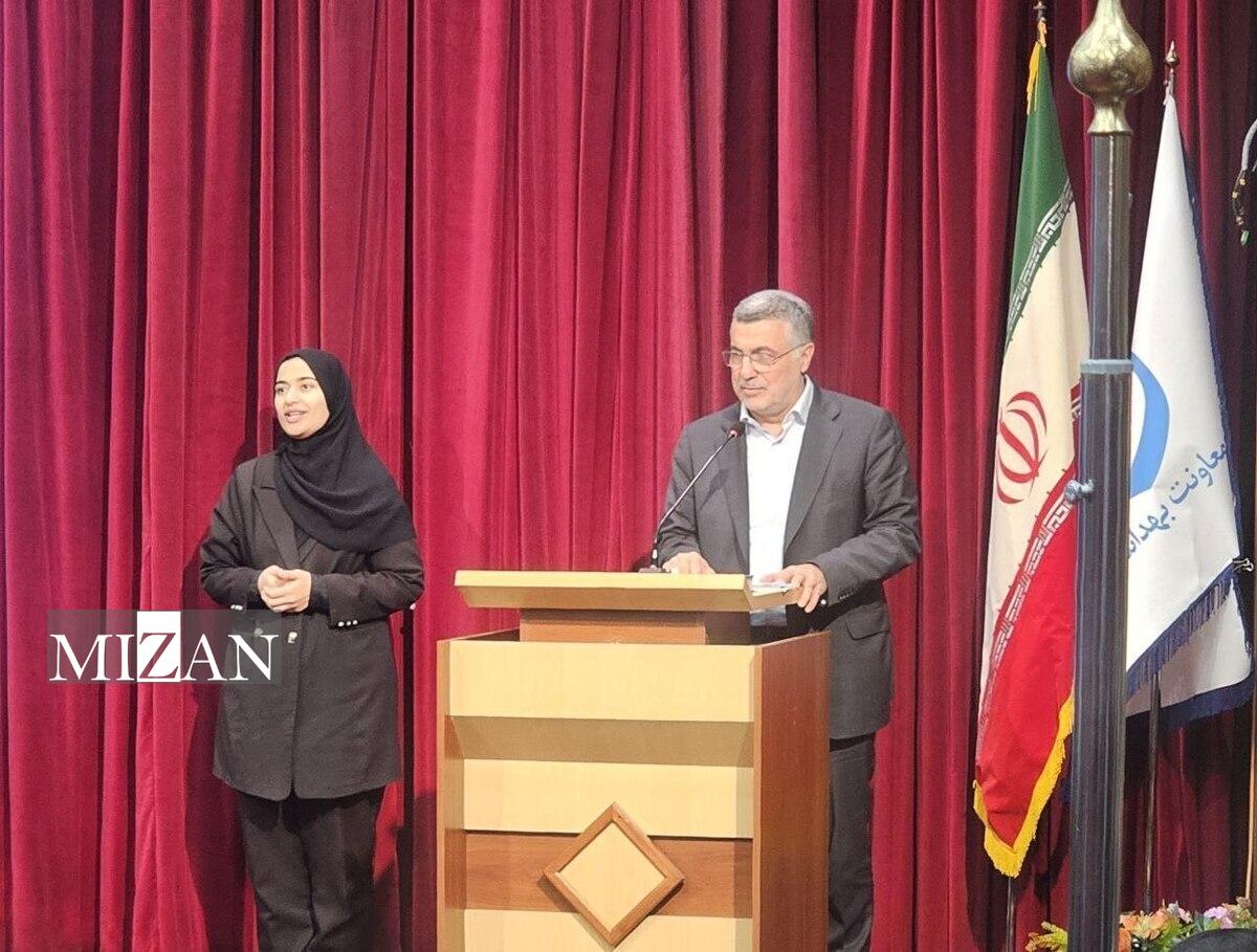 وزیر بهداشت: سالانه ۲ هزار کاشت حلزون رایگان برای کودکان انجام می‌شود