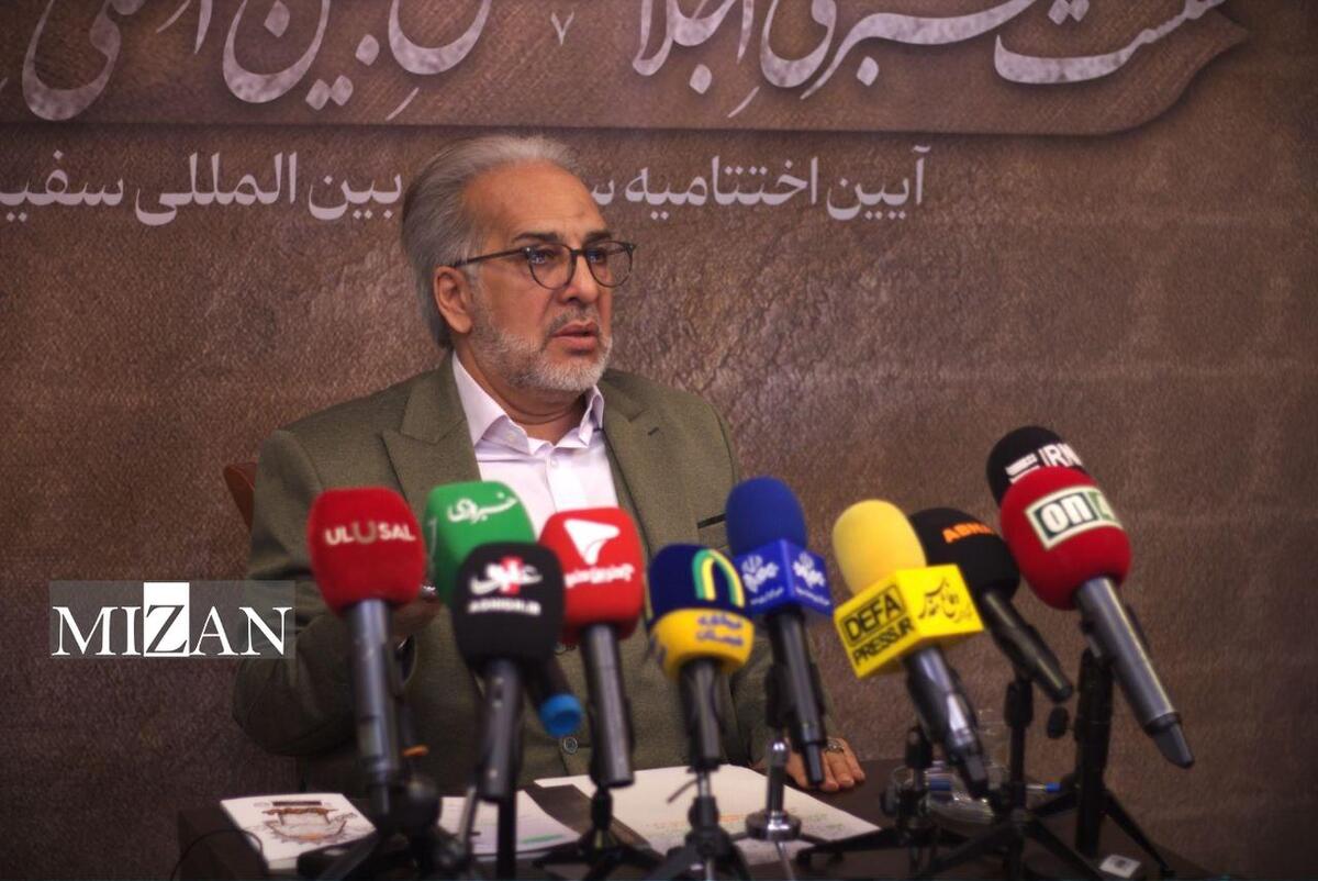 کشتی سفینه النجاة در کربلا پهلو می‌گیرد/ آغاز رسالت جهانی پیراهن امام حسین (ع)  