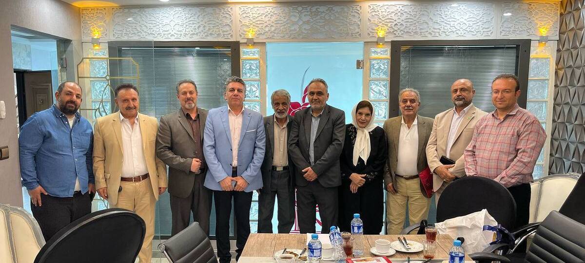 انجمن حمایت از بیماران صعب‌العلاج به انجمن حمایت از زندانیان مرکز کمک ۴ میلیارد ریالی اهدا کردند