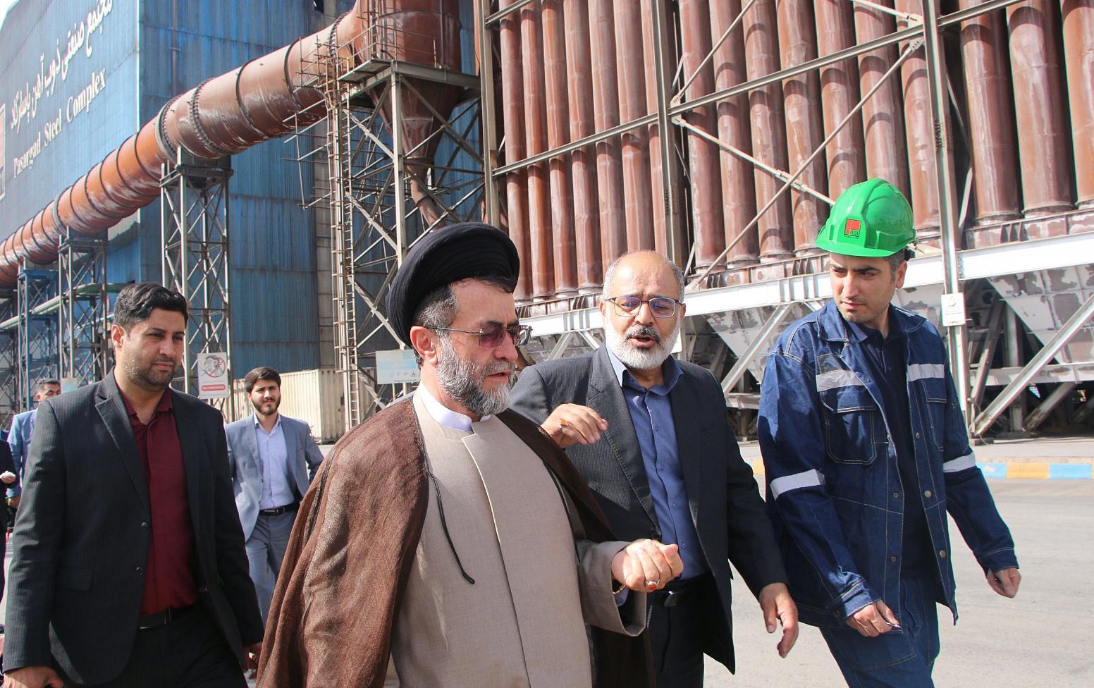 رئیس کل دادگستری استان فارس از صنایع فولاد آلیاژی پاسارگاد شهرستان کوار بازدید کرد