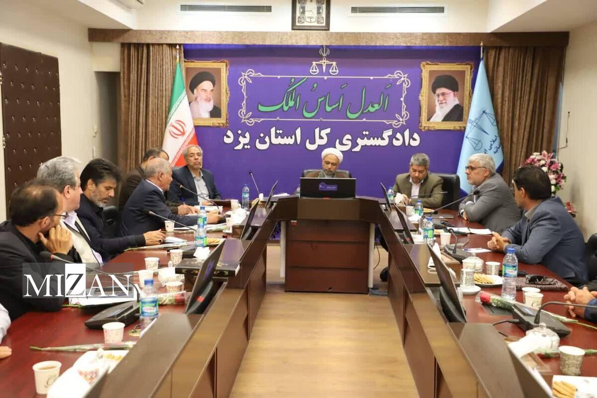 رئیس کل دادگستری استان یزد: استیفای حقوق کارگران نیازمند سیاست‌گذاری و برنامه‌ریزی دقیق است