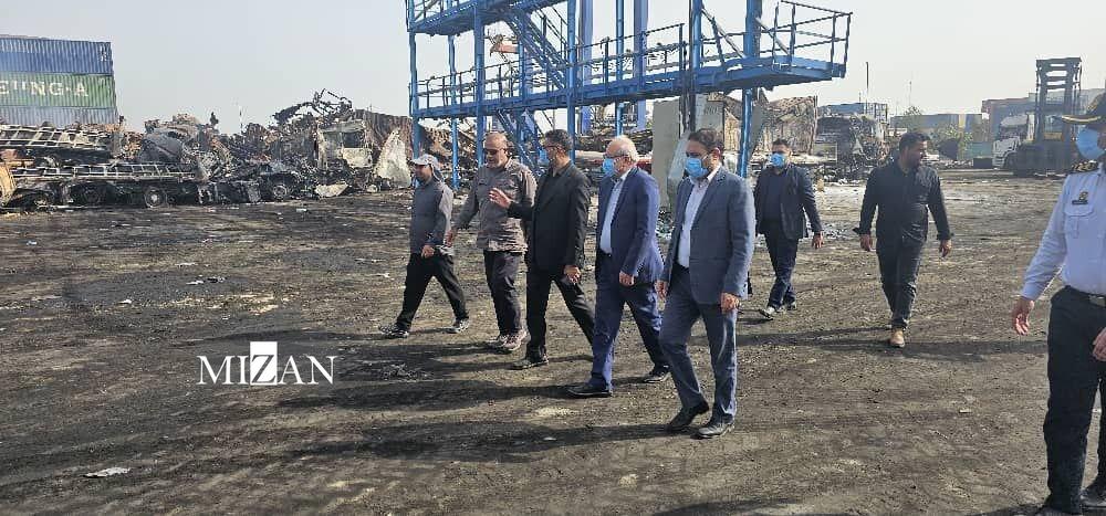 بازدید معاون سیاسی امنیتی دادستان کل کشور از محل انفجار در بندر شهید رجایی/ امیری اصفهانی: فرآیند رسیدگی به پرونده مقصران احتمالی این حادثه باید شفاف و قاطعانه باشد