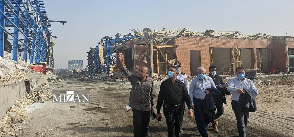 بازدید معاون سیاسی امنیتی دادستان کل کشور از محل انفجار در بندر شهید رجایی/ امیری اصفهانی: فرآیند رسیدگی به پرونده مقصران احتمالی این حادثه باید شفاف و قاطعانه باشد