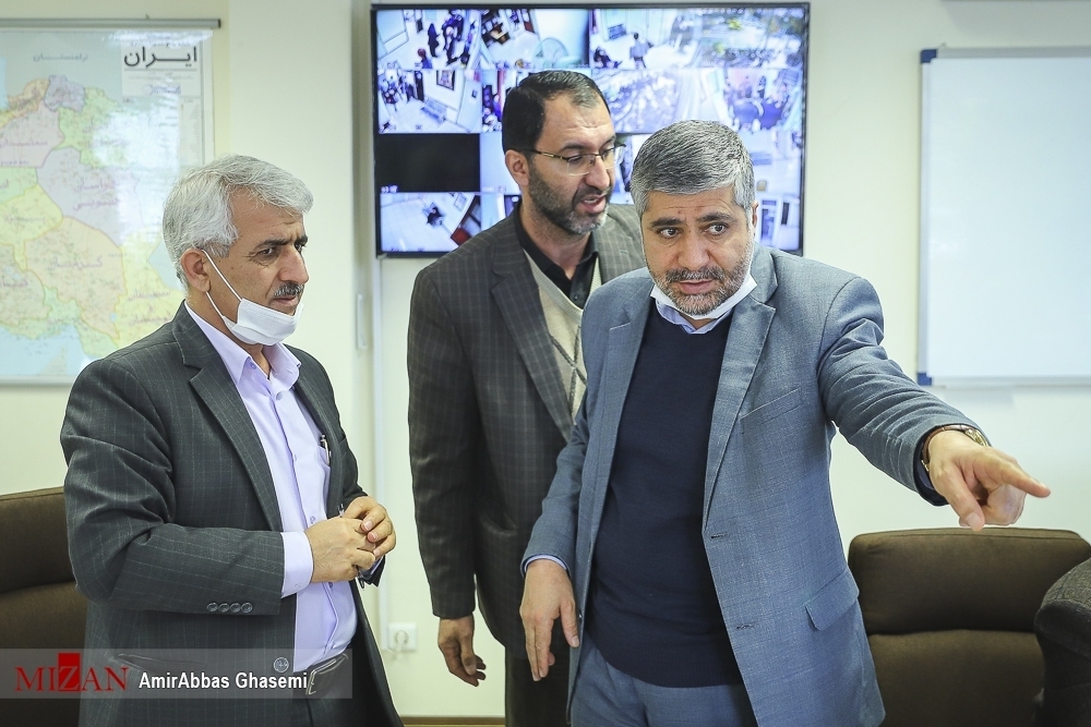 اتونشر/رسیدگی به مشکلات حقوقی و قضایی ۱ هزارو ۹۸۵ نفر در مرکز ارتباطات مردمی قوه قضاییه/ ۵ هزارو ۱۰ مورد درخواست مردمی در سامانه سامع ثبت شد