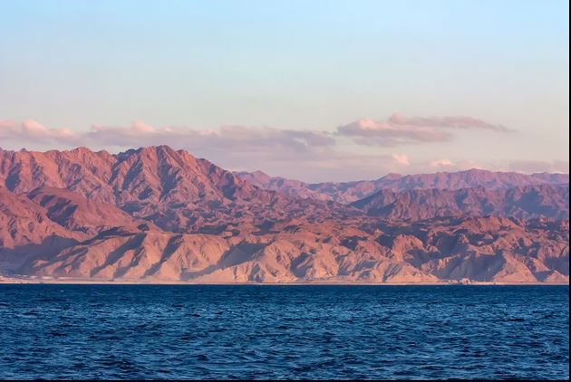 ارتش یمن چگونه آمریکا را در دریای سرخ به آتشبس واداشت؟ ارتش یمن چگونه آمریکا را در دریای سرخ به آتشبس واداشت؟