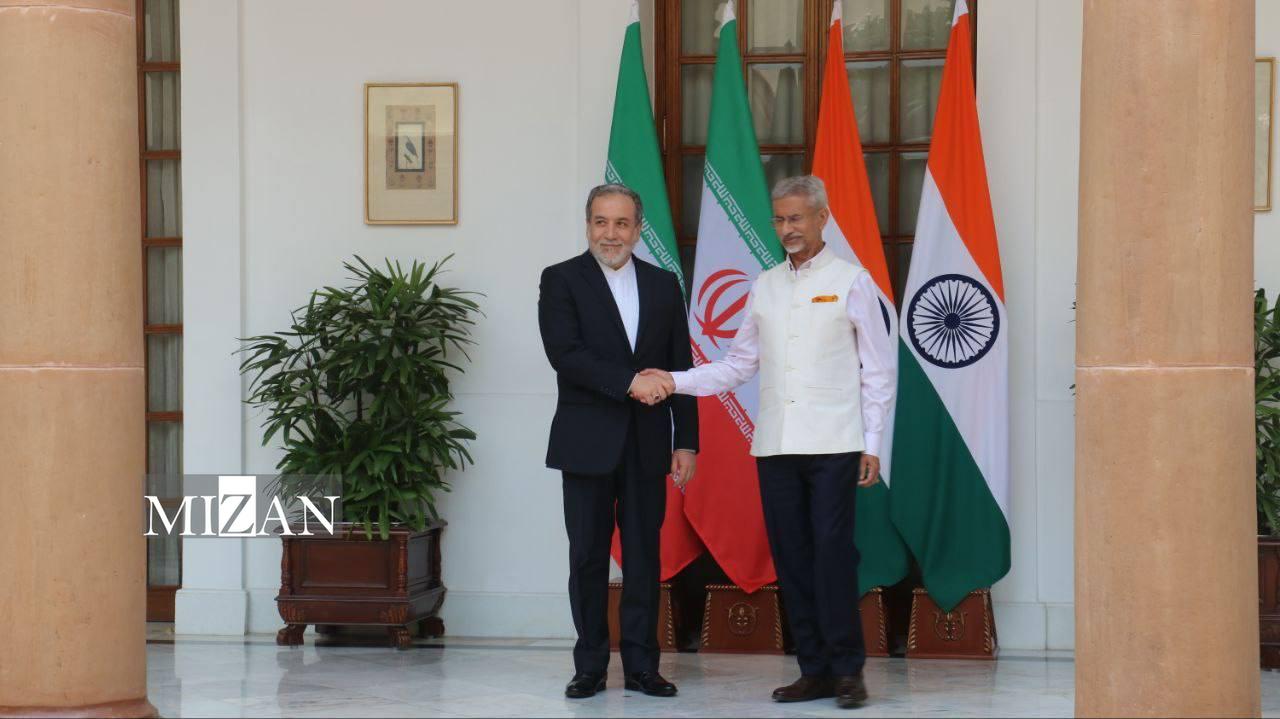 سفر وزیر امور خارجه به هند/ عراقچی: ما خواهان کاهش تنش هستیم سفر وزیر امور خارجه به هند/ عراقچی: ما خواهان کاهش تنش هستیم