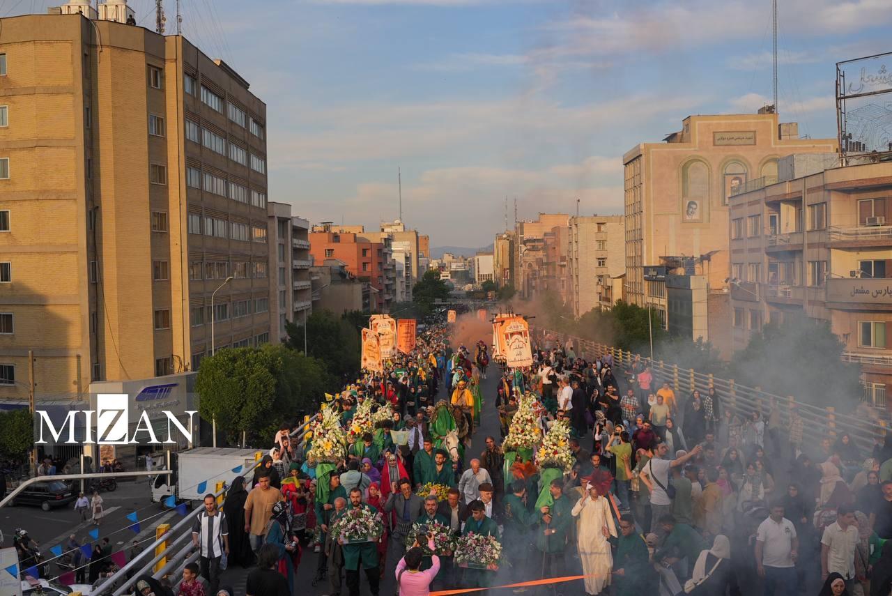 نمایی هوایی از حضور پرشور مردم در اجتماع بزرگ امام‌رضایی‌ها