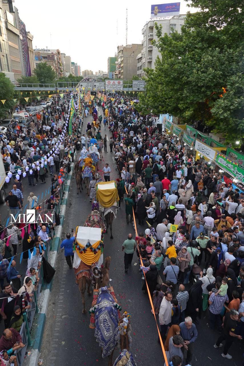 نمایی هوایی از حضور پرشور مردم در اجتماع بزرگ امام‌رضایی‌ها