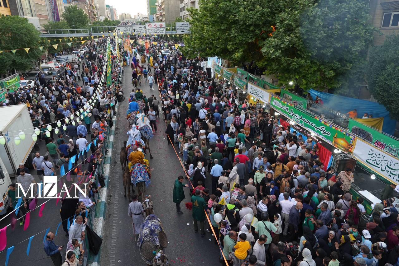 نمایی هوایی از حضور پرشور مردم در اجتماع بزرگ امام‌رضایی‌ها