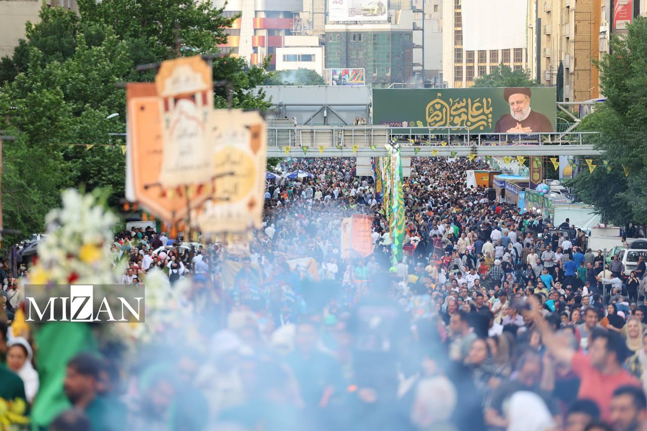 امام رضا! ببین چقدر دلتنگ در تهران داری امام رضا! ببین چقدر دلتنگ در تهران داری