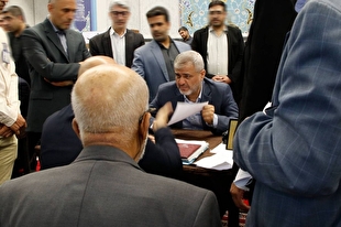 پاسخ‌گویی چهار ساعته رئیس کل و مسئولان قضایی دادگستری استان تهران به مشکلات حقوقی و قضایی ۳۵۰ نفر از مراجعان در مسجد جامع شهریار/ تذکر جدی القاصی به سرپرست یکی از مجتمع‌های قضایی در خصوص عدم رعایت بخشنامه معاونت اول قوه قضاییه