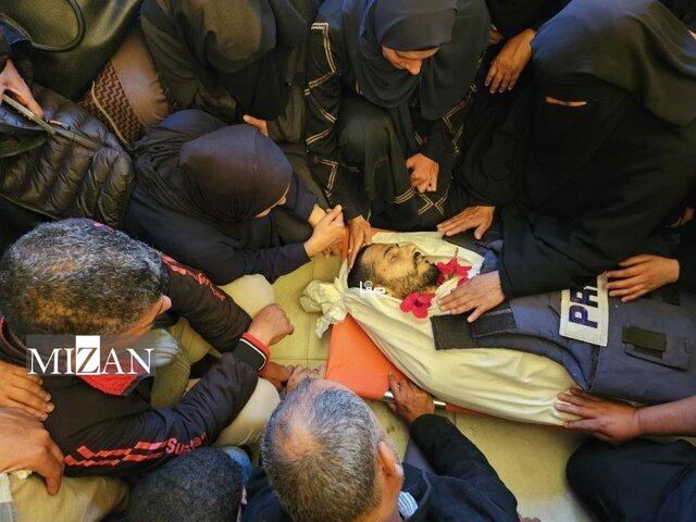 افزایش شمار قربانیان جنایت خاموش کردن حقیقت غزه به ۲۱۵ نفر؛ خبرنگار مجروح فلسطینی در بیمارستان ترور شد