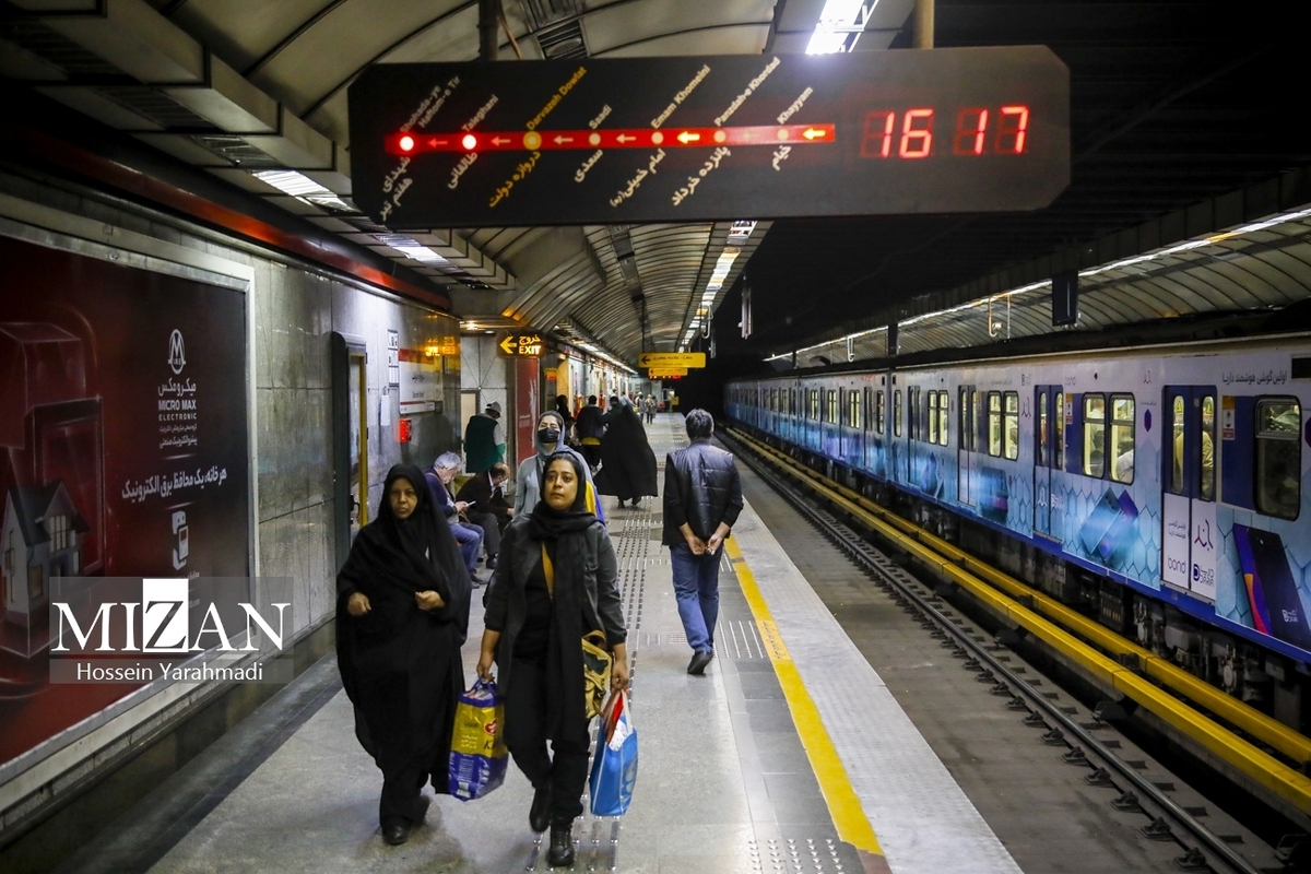 جابجایی روزانه ۲.۵ میلیون نفر و صرفه‌جویی ۳۰۰ میلیون لیتر بنزین در مترو تهران