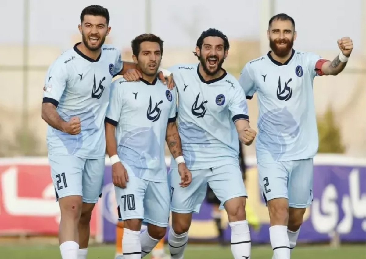 لیگ دسته اول فوتبال| فرصت‌سوزی صنعت‌نفت، پیکان را لیگ برتری کرد/ ریکانی آبادانی‌ها را سوزاند +جدول و فیلم