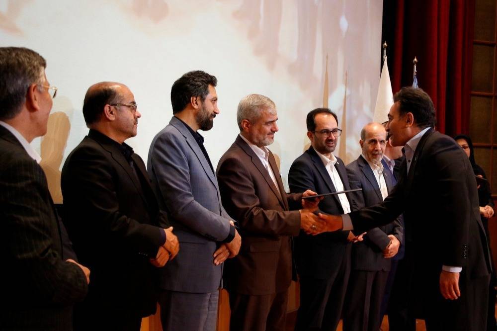 رئیس کل دادگستری استان تهران: از جمله اسباب برپایی دادرسی عادلانه و منصفانه، کنشگری موثر و فعال وکلا است/ ماموریت‌های مشترک قاضی و وکیل در حوزه «احقاق حق» و «اجرای عدالت»