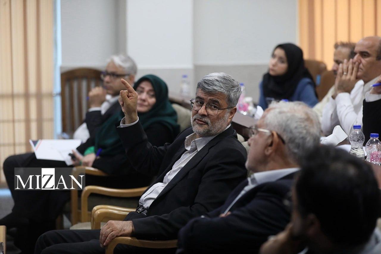 بازدید نمایندگان اتاق بازرگانی، صنایع، معادن و کشاورزی ایران از اتاق پایش هوشمند مرکز آمار و فناوری اطلاعات قوه قضاییه