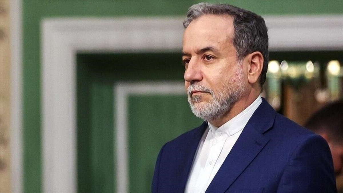 تماس تلفنی عراقچی با سرکنسول ایران در استانبول تماس تلفنی عراقچی با سرکنسول ایران در استانبول