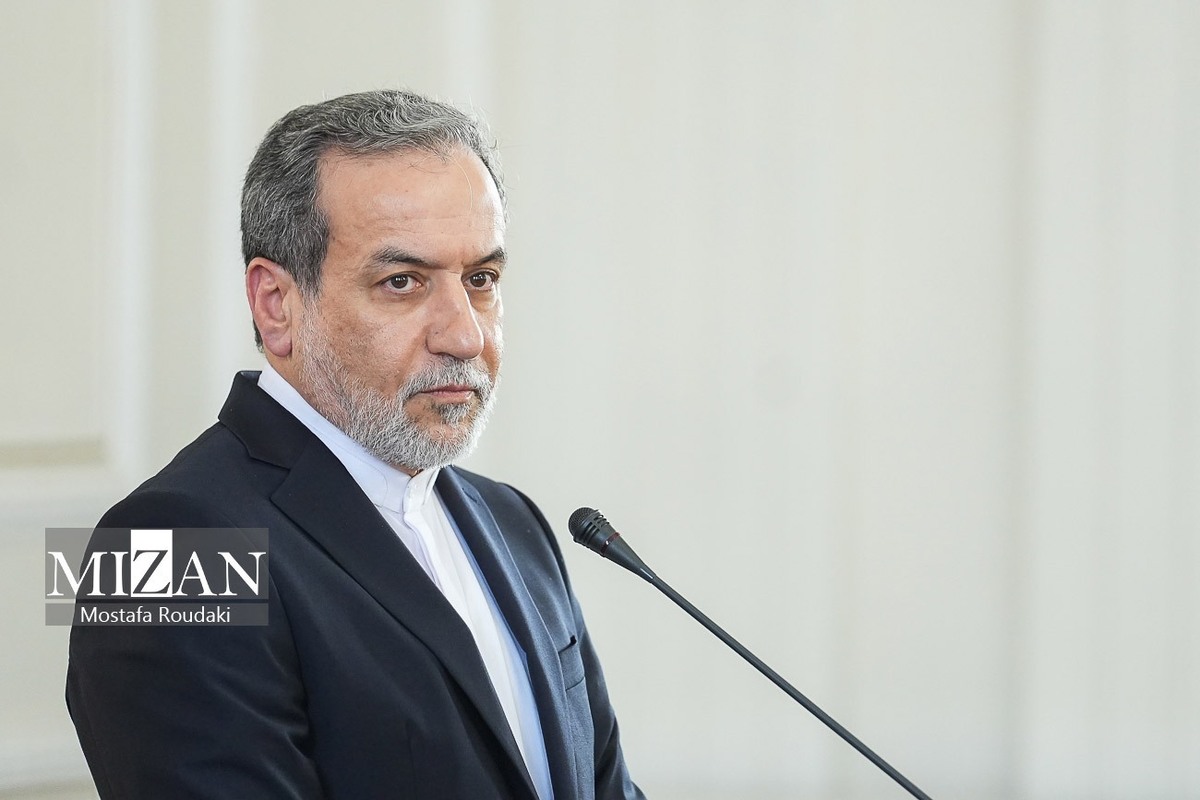 وزیر امور خارجه: خوشبینی محتاطانهای به گفتگوهای غیرمستقیم با آمریکا داریم وزیر امور خارجه: خوشبینی محتاطانهای به گفتگوهای غیرمستقیم با آمریکا داریم