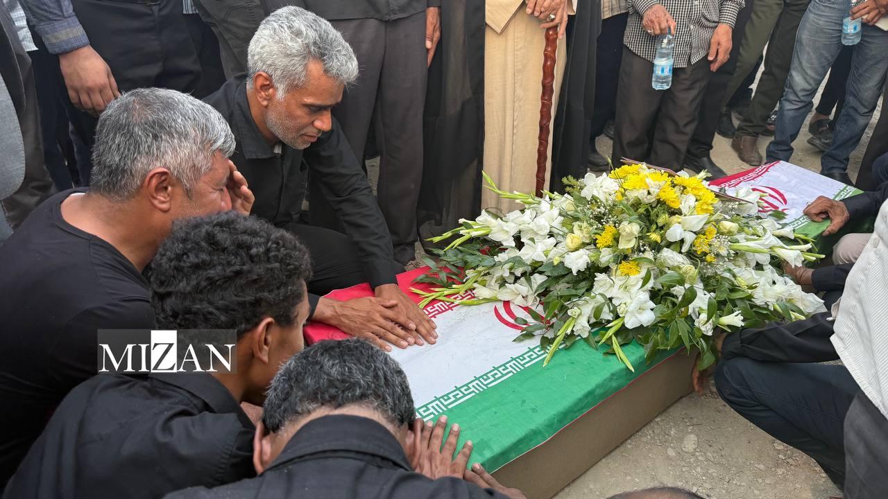 مراسم تشییع حسن رنجبر، آتش نشان فداکار هرمزگانی مراسم تشییع حسن رنجبر، آتش نشان فداکار هرمزگانی