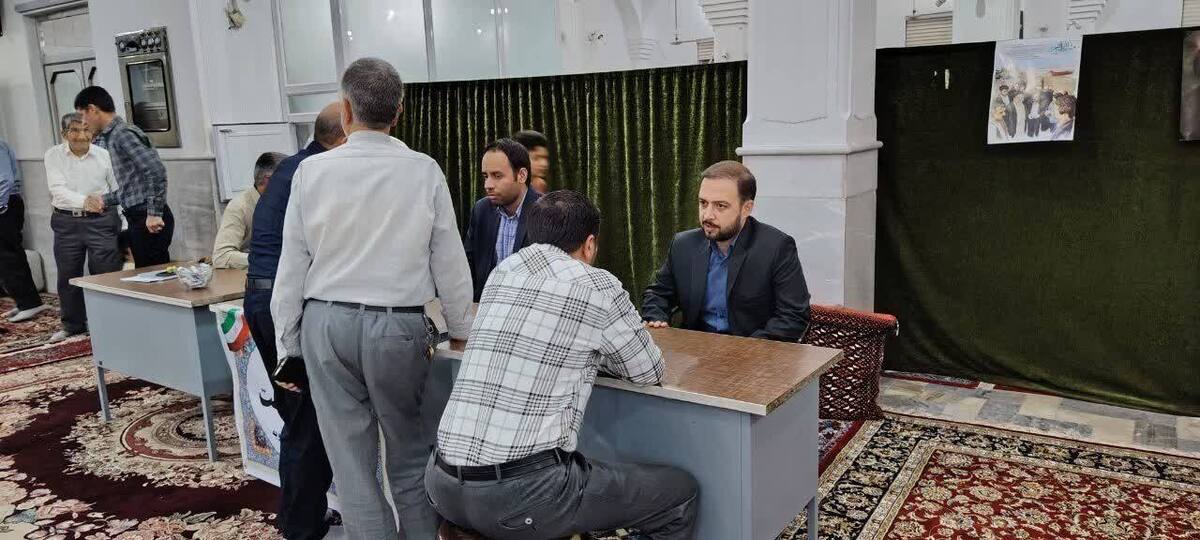 پاسخگویی به مشکلات حقوقی ۲۱ نفر در میز خدمت قضایی شهر ارسک استان خراسان جنوبی