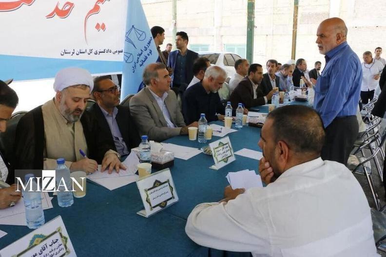 تلاش دادگستری لرستان برای تحقق عدالت/ مسئولان قضایی استان لرستان به مشکلات بیش از ۵۵ هزار نفر رسیدگی کردند/ ارائه مشاوره حضوری رایگان به بیش از ۴۸ هزار مراجعه‌کننده