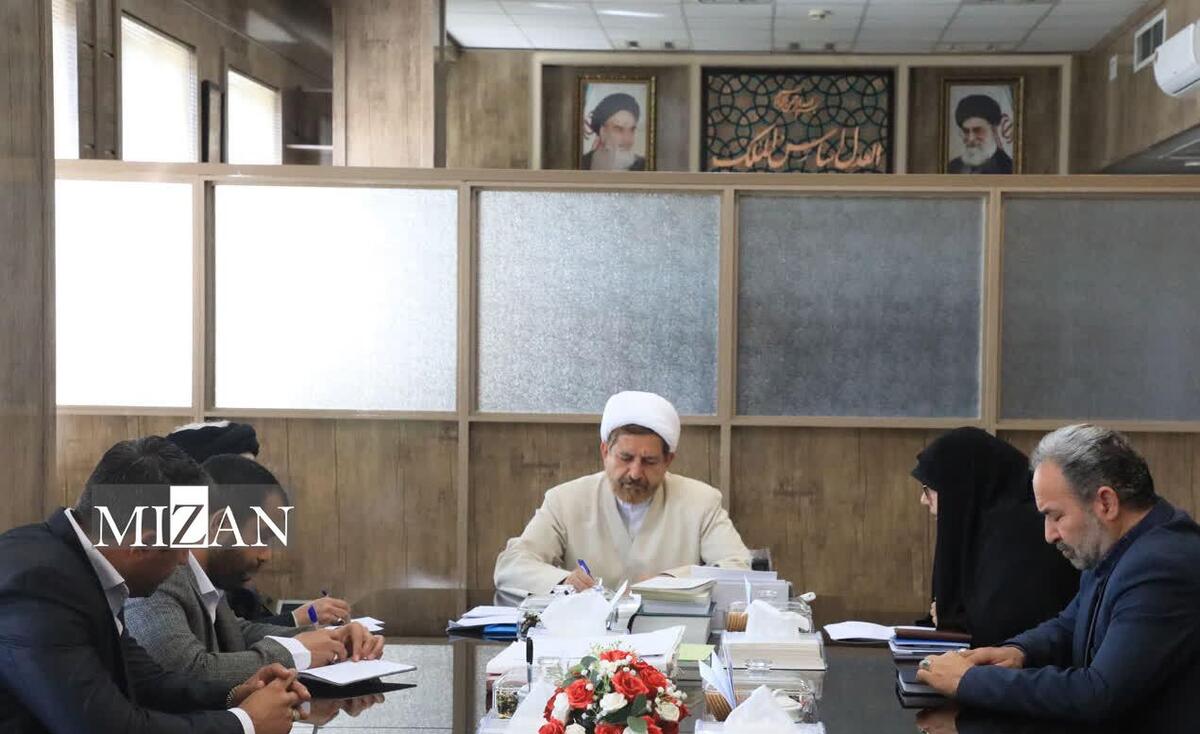 رئیس‌کل دادگستری خراسان رضوی: حمایت حقوقی و قانونی از جامعه ایثارگر را وظیفه خود می‌دانیم 