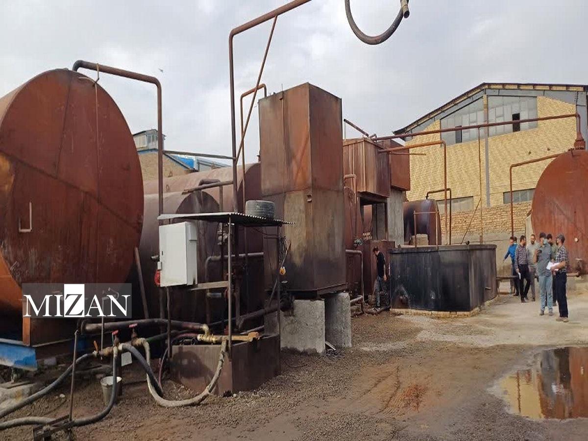 شناسایی و کشف ۲۵۰ هزار لیتر سوخت قاچاق در ۱۷ انبار غیرمجاز در شهرستان رباط‌کریم/ ۷ متهم دستگیر شدند