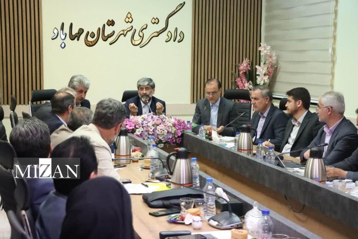 مشکلات حوزه قضایی مهاباد با حضور رئیس کل دادگستری استان و دادستان مرکز استان آذربایجان غربی بررسی شد