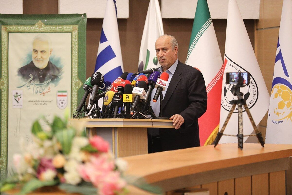 تاج: به شمسایی گفتم بد است من جام قهرمانی فوتسال را به کشور دیگری بدهم/ سلیمانی: ناب‌ترین بازیکنان را داریم