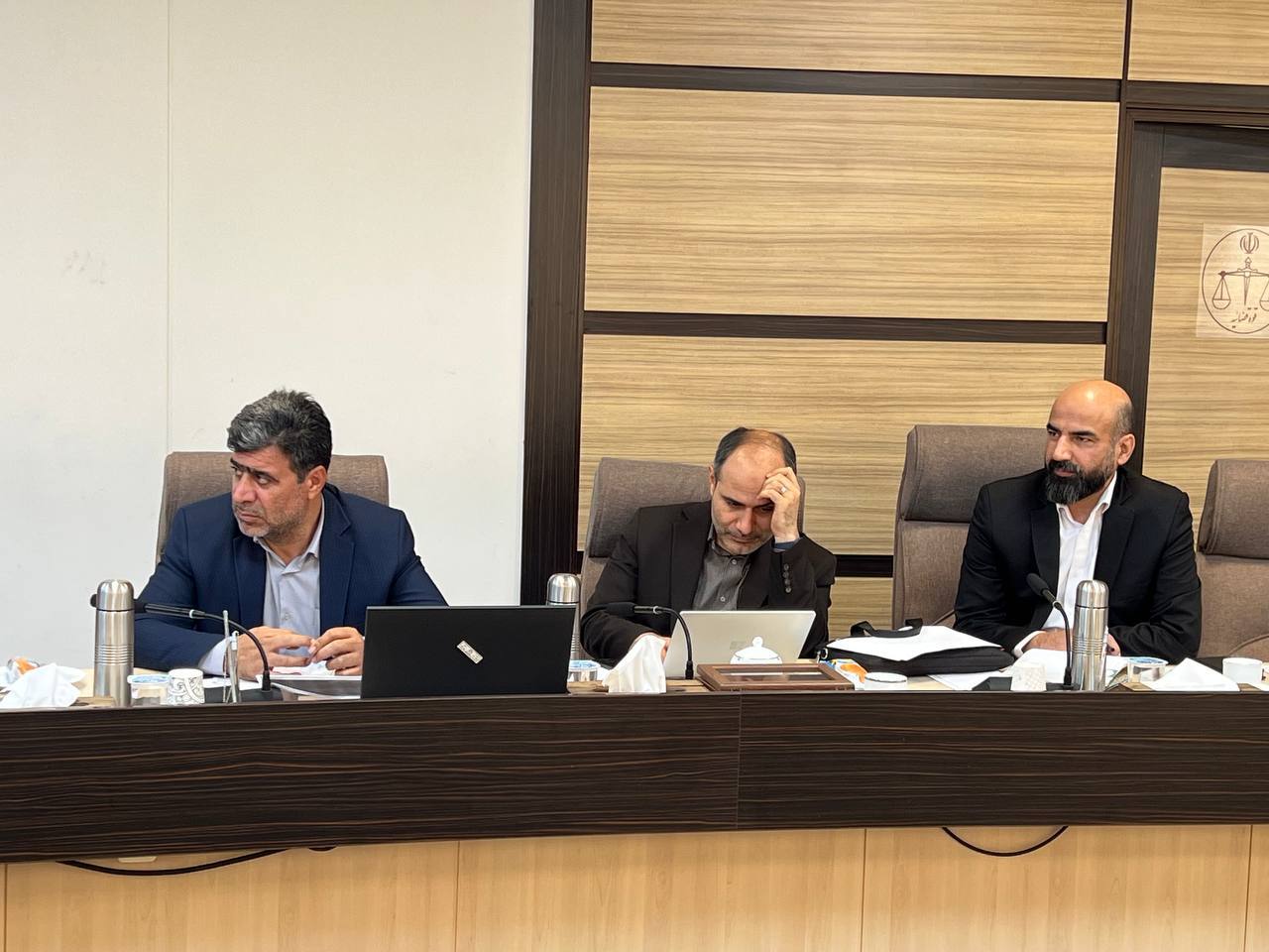 معاون اول قوه قضاییه: مهمترین وظیفه ستاد اقتصاد مقاومتی شناسایی مشکلات سرمایهگذاری و کارآفرینان کشور است معاون اول قوه قضاییه: مهمترین وظیفه ستاد اقتصاد مقاومتی شناسایی مشکلات سرمایهگذاری و کارآفرینان کشور است