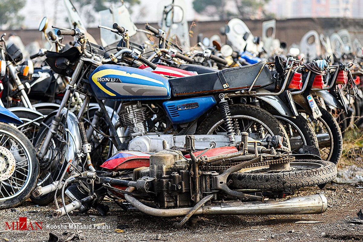 ۲۸۳ دستگاه موتورسیکلت و ۲۳ خودروی رسوبی توقیفی در پارکینگ‌های شهرستان دورود تعیین تکلیف شدند