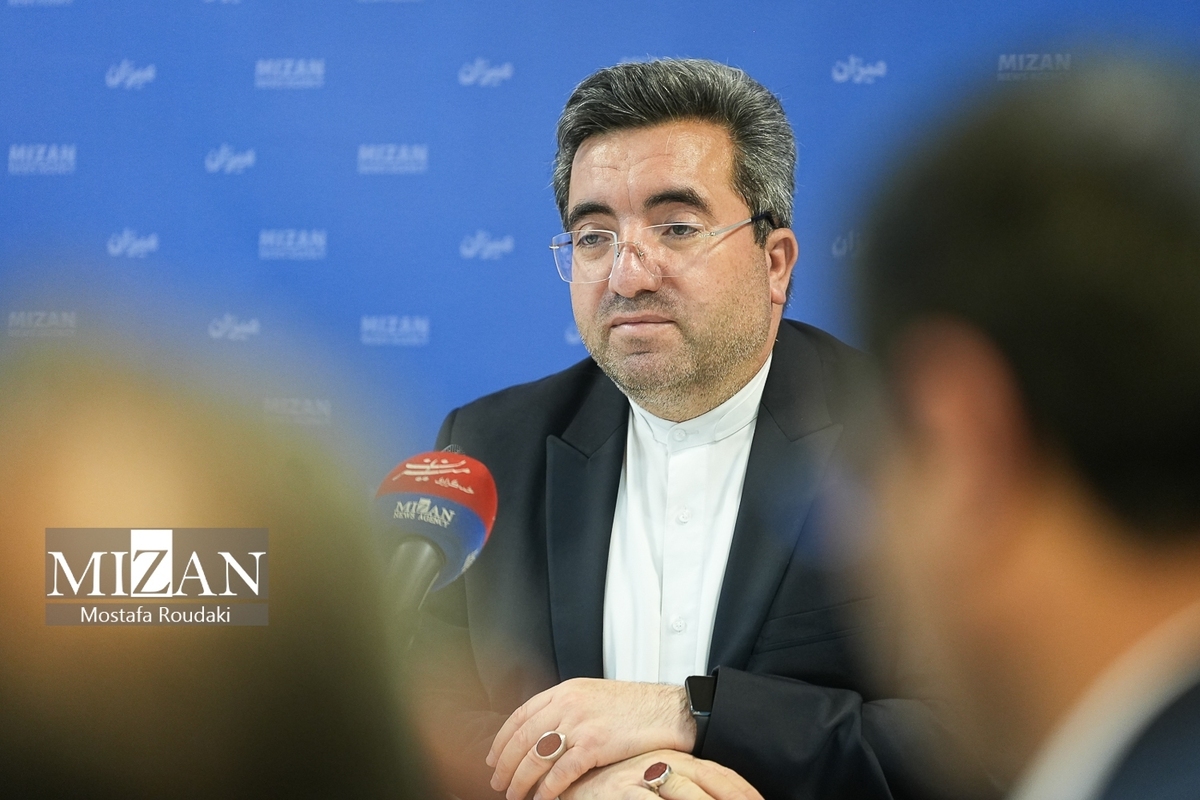 تشریح ۸ اقدام تحولی معاونت توسعه فناوری سازمان ثبت اسناد در سال گذشته/۱۲ خدمت در بستر سامانه کاتب غیرحضوری شد