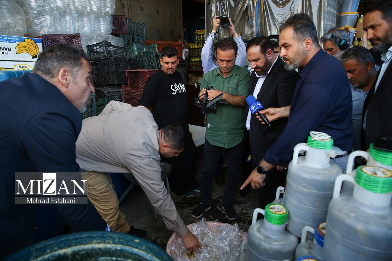 مهلت ۳‌ماهه دادستان تهران برای استقرار باجه‌های فاکتور الکترونیک در میدان مرکزی میوه و تره‌بار/ پیشنهاد تأسیس شعبه شورای حل اختلاف ویژه کسبه بازار تره‌بار