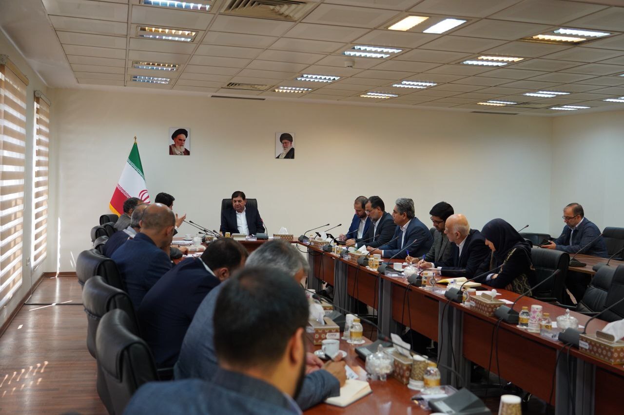 مخبر: تولید برق در بخش فسیلی و تجدیدپذیر باید متوازن به پیش رود/ رفع ناترازی‌های برق باید با جِدیت به پیش برود