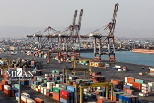 ارزیابی خسارات وارده به بیش از ۳ هزار کانتینر آسیب‌دیده در حادثه انفجار بندر شهید رجایی بندرعباس