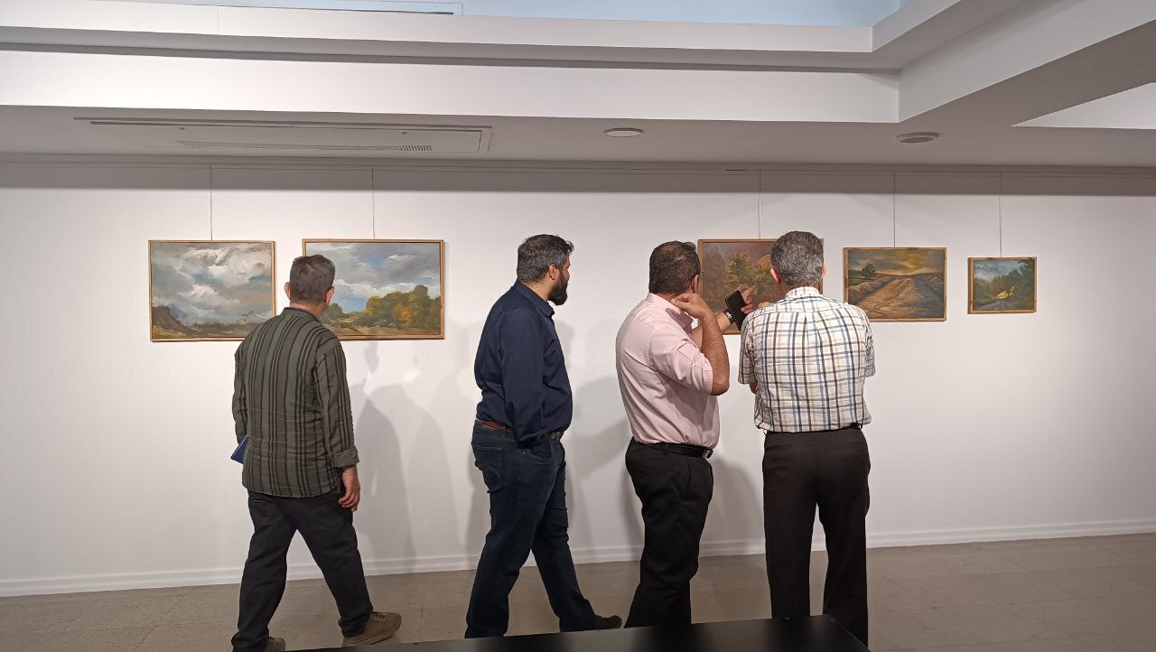 نمایشگاه «بازتعریف» افتتاح شد/ کار در طبیعت؛ تجربه‌ای با حال و هوای ویژه