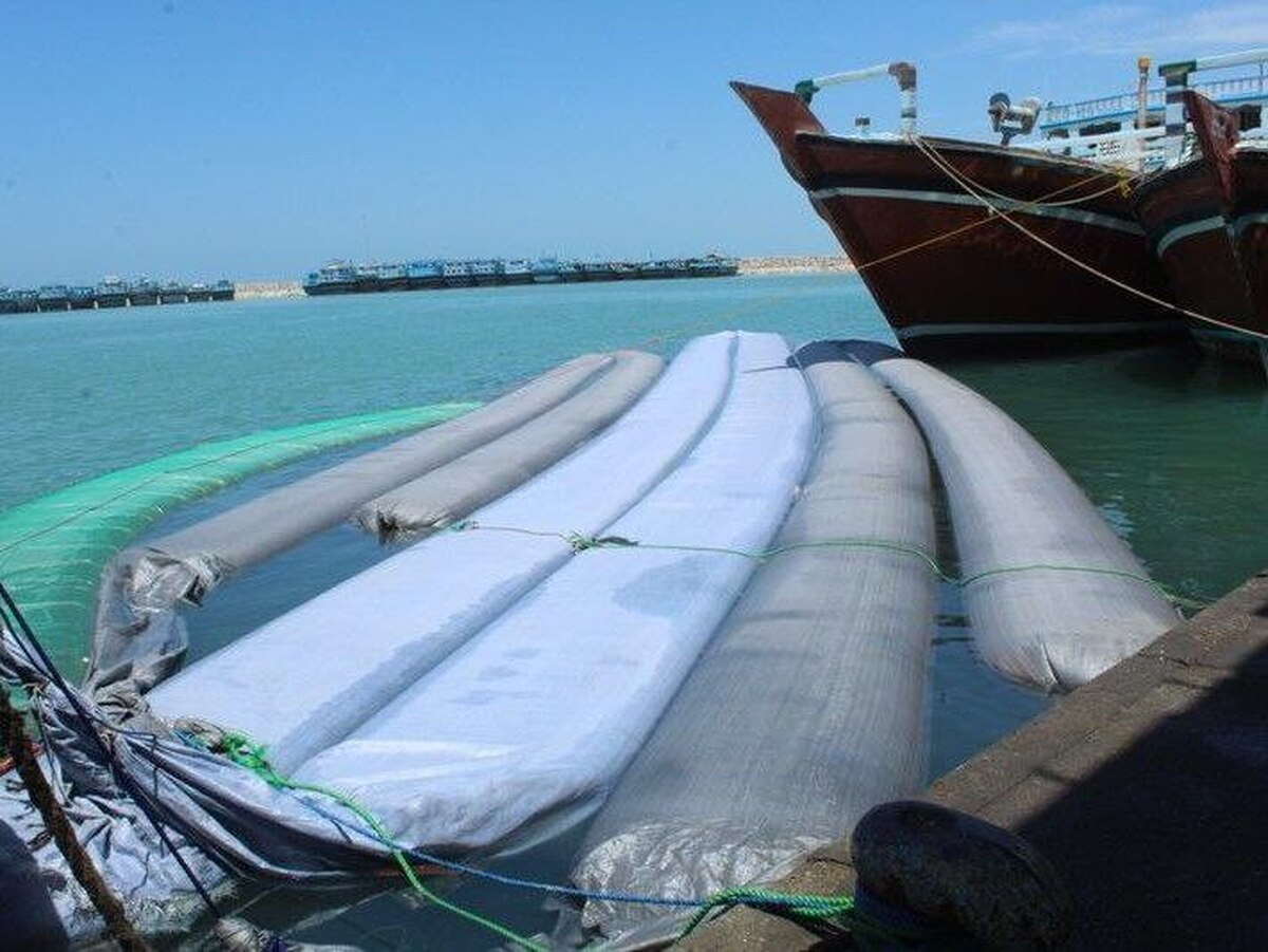 ۴ فروند شناور و چهار مشک حاوی سوخت قاچاق در میناب هرمزگان توقیف شد