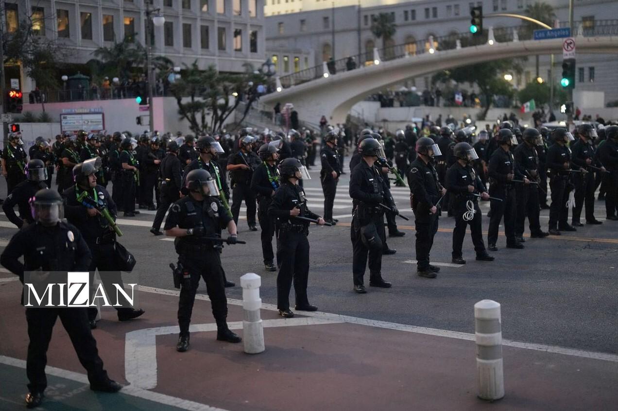 آخرین وضعیت جنگ خیابانی در آمریکا؛ آماده‌باش تفنگداران، بازداشت گسترده و مقررات منع رفت‌وآمد 