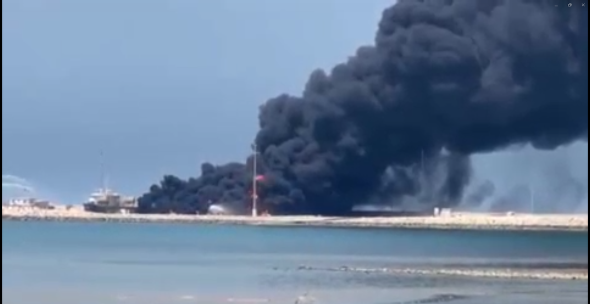 توضیحات دادستان بندر دیر در رابطه با حادثه انفجار در یک کشتی متعلق به پتروشیمی کاوه