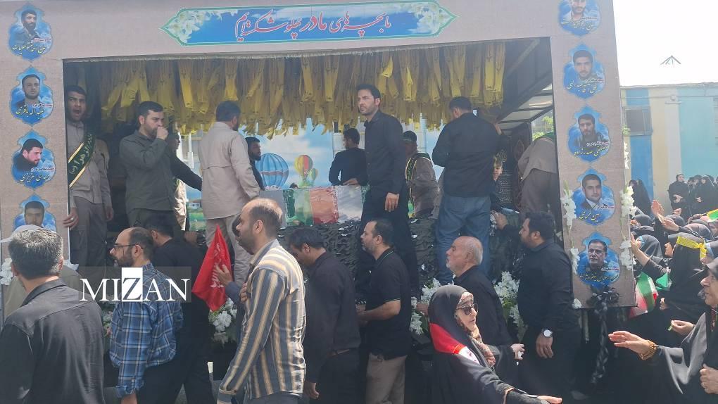 بدرقه شهید پوریا سیفی با حضور پرشور مردم