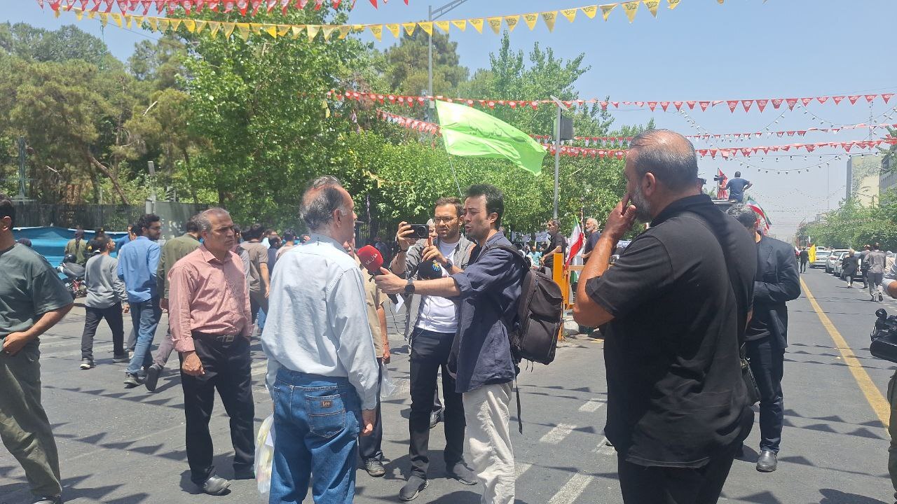 حضور پرشور و گسترده مردم پایتخت در مراسم عبادی سیاسی نماز جمعه ۳۰ خرداد