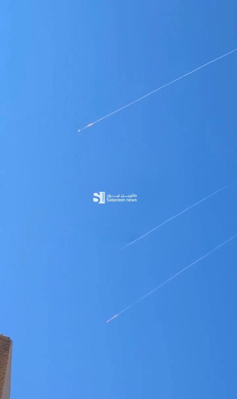 عبور موفقیتآمیز موشکهای ایرانی از پدافند چندلایه رژیم صهیونیستی/ هزینههای سنگین صهیونیستها برای رهگیری شکستخورده موشکهای ایران/ نتانیاهو زیر فشار انتقادها درپی ویرانیهای بیسابقه/ پایتخت سایبری اراضی اشغالی هدف قرار گرفت عبور موفقیتآمیز موشکهای ایرانی از پدافند چندلایه رژیم صهیونیستی/ هزینههای سنگین صهیونیستها برای رهگیری شکستخورده موشکهای ایران/ نتانیاهو زیر فشار انتقادها درپی ویرانیهای بیسابقه/ پایتخت سایبری اراضی اشغالی هدف قرار گرفت