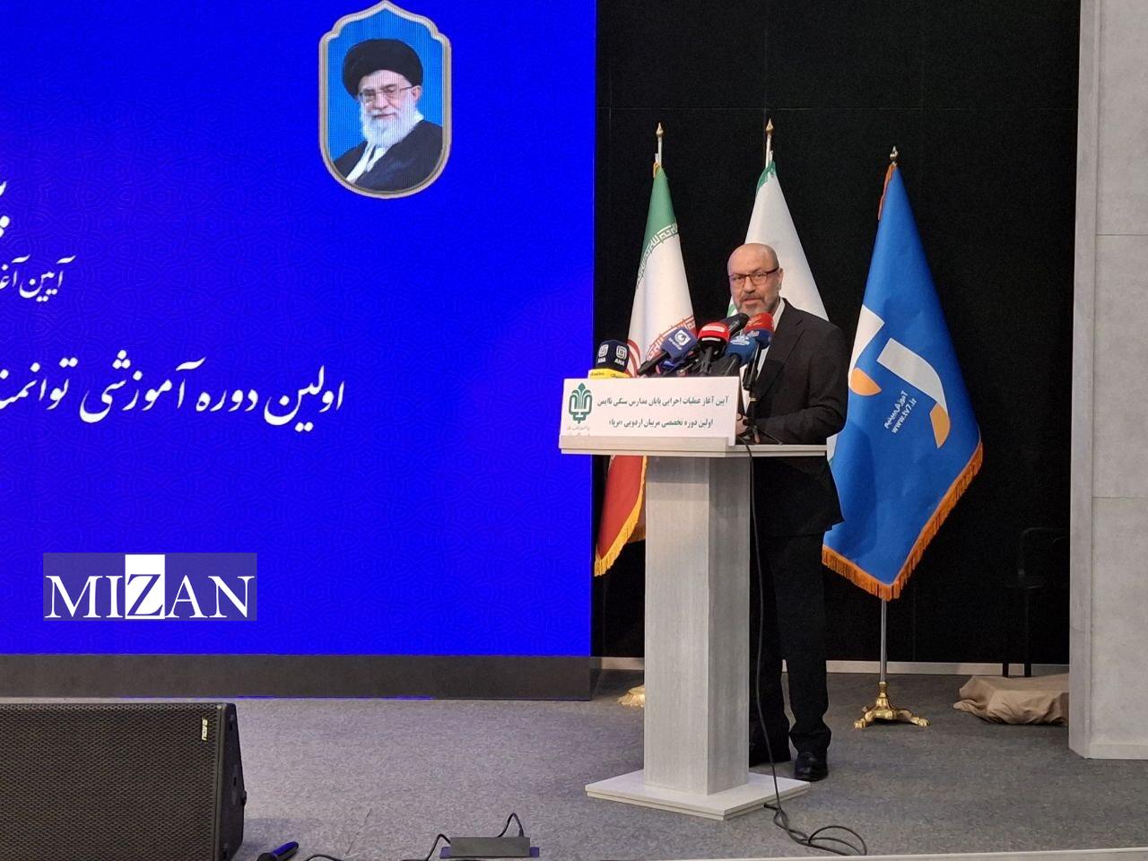 امضای تفاهمنامه سه‌جانبه برای برچیدن مدارس سنگی/ وزیر آموزش و پرورش: وجود یک مدرسه سنگی نیز برای ما ننگ است