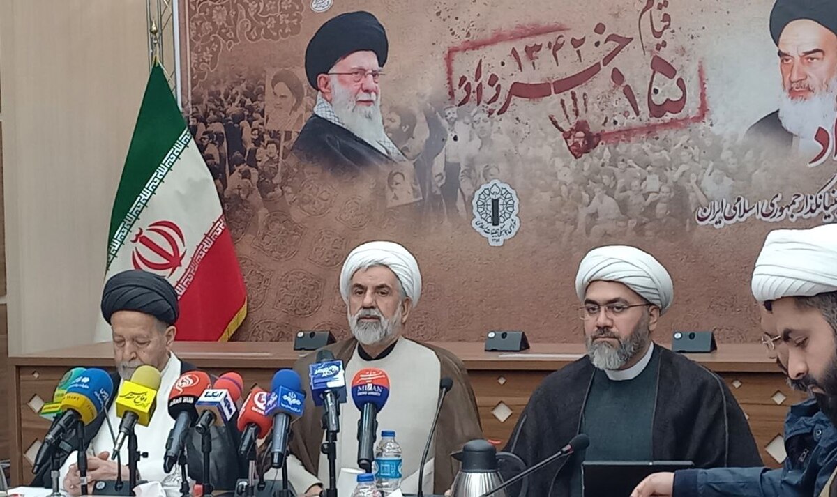 بهترین مسیر شناخت درست امام خمینی (ره) بهره‌گیری از رهنمود‌های رهبر انقلاب است