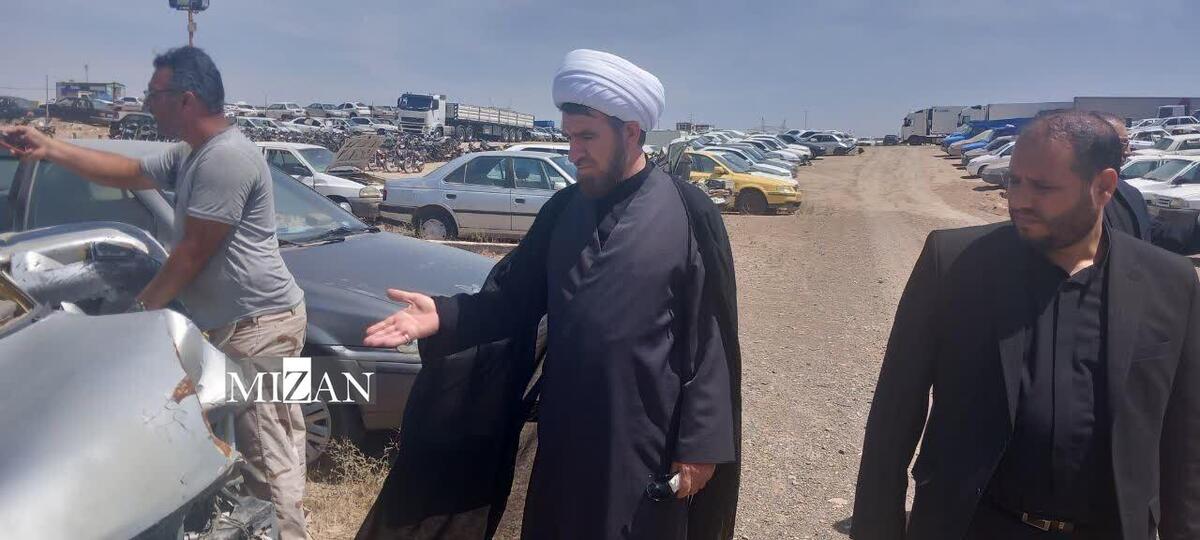 دادستان قم از پارکینگ خودرو‌ها و موتورسیکلت‌های توقیفی بازدید کرد/ تاکید بر صیانت از بیت‌المال و حقوق شهروندان