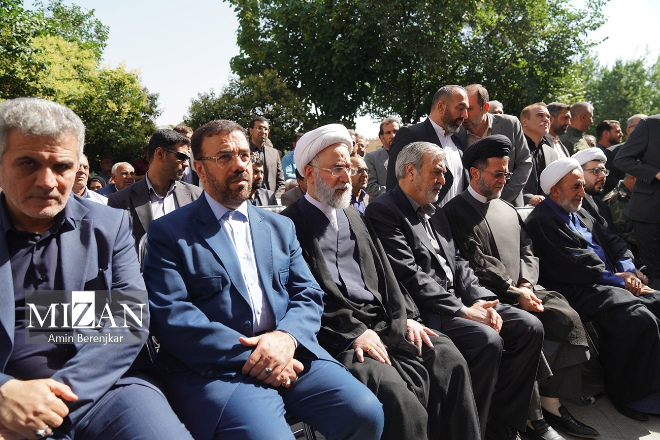 مراسم تشییع پیکر قاضی شهید احسان باقری در شیراز/ دادستان کل کشور: سرنخ‌های خوبی از عاملان ترور شهید باقری به دست آمده است