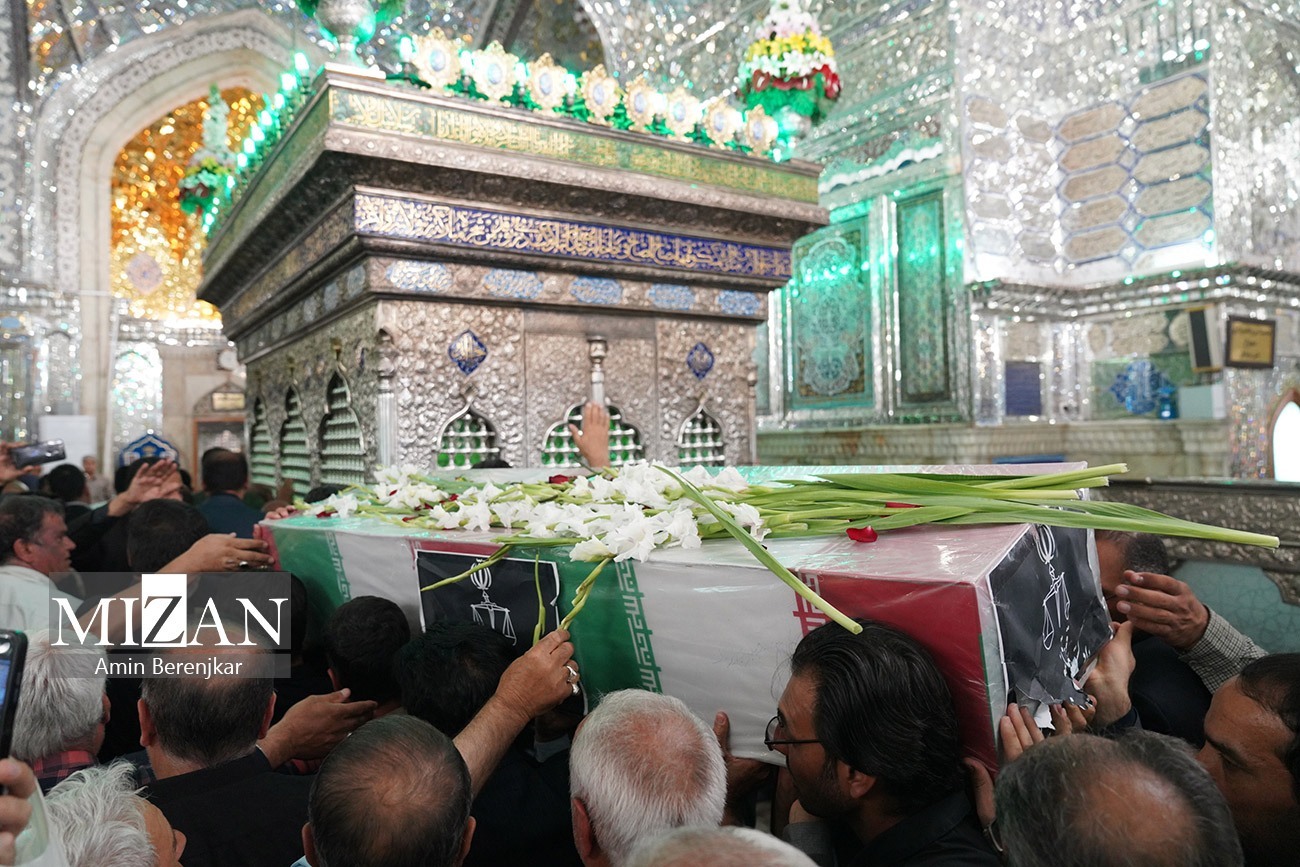 مراسم تشییع پیکر قاضی شهید احسان باقری در شیراز/ دادستان کل کشور: سرنخ‌های خوبی از عاملان ترور شهید باقری به دست آمده است