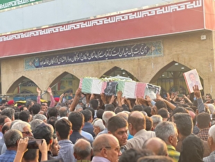 پیکر شهید قاضی احسان باقری در قطعه شهدای شهرستان ممسنی و در زادگاه خود به خاک سپره شد